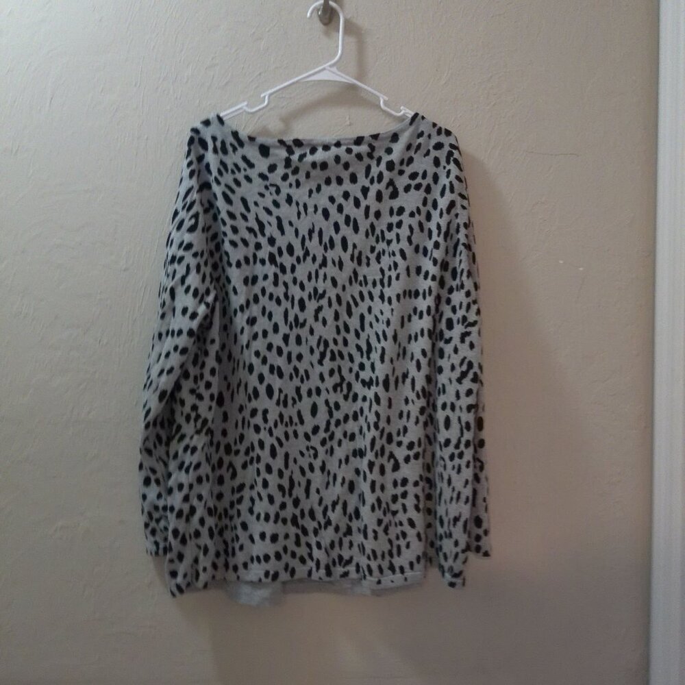 Belle Kim Gravel Gray Leopard Print Long Sleeve Top Size 2X - Picture 3 of 3